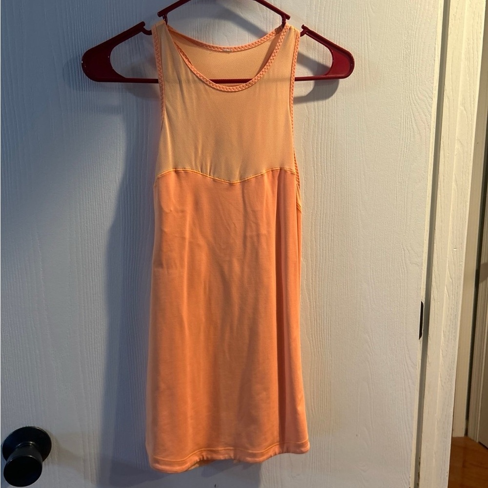 Lululemon tank top